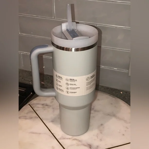 ✨NWT✨ Stanley Quencher H2.0 FlowState Tumbler 40oz (Fog) - Picture 11 of 17